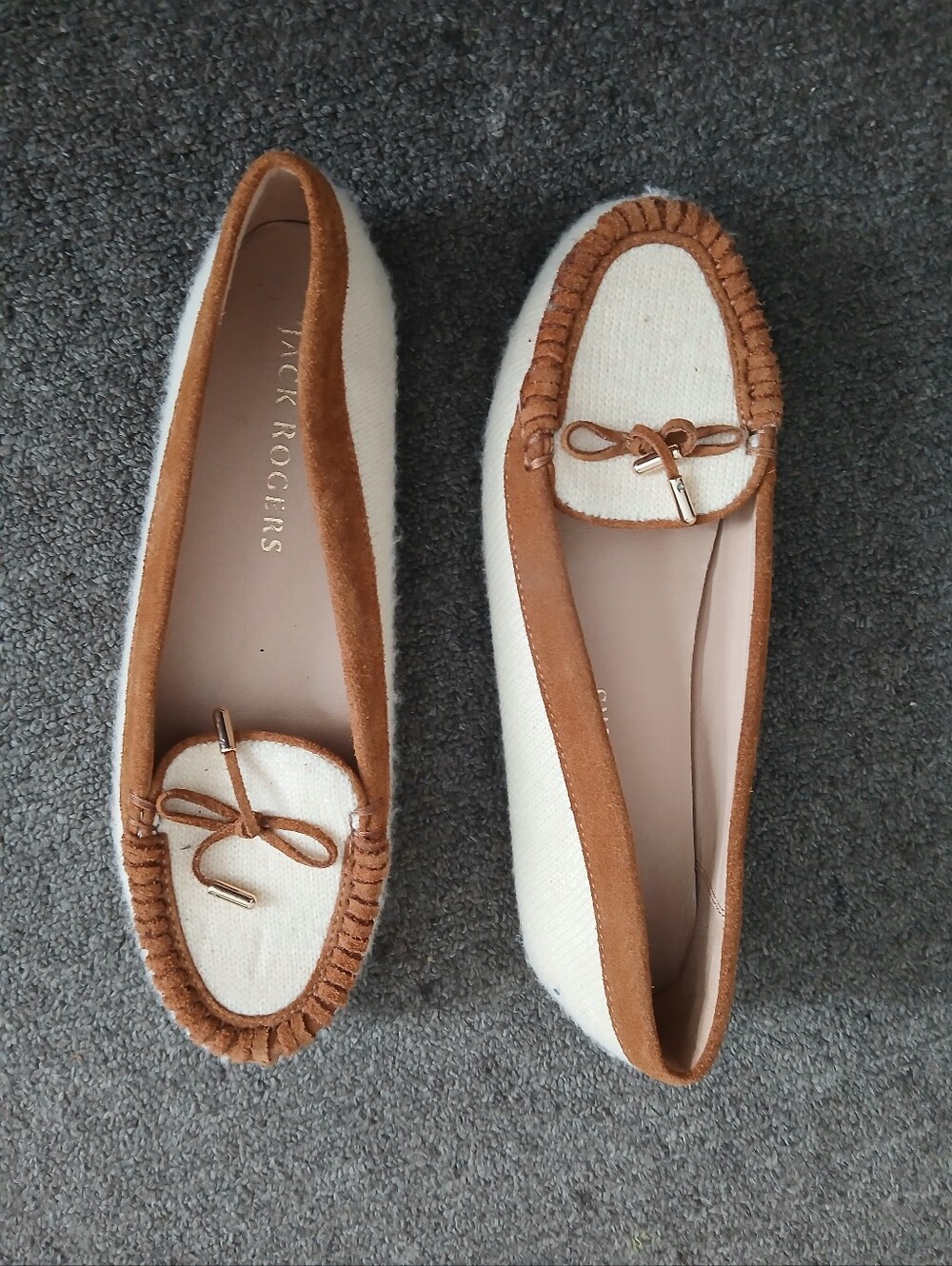 Jack Rogers Women's Cream & Tan Slip-On Loafers Size 8B.